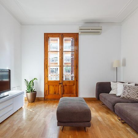 Flateli Aribau Apartman Barcelona Kültér fotó