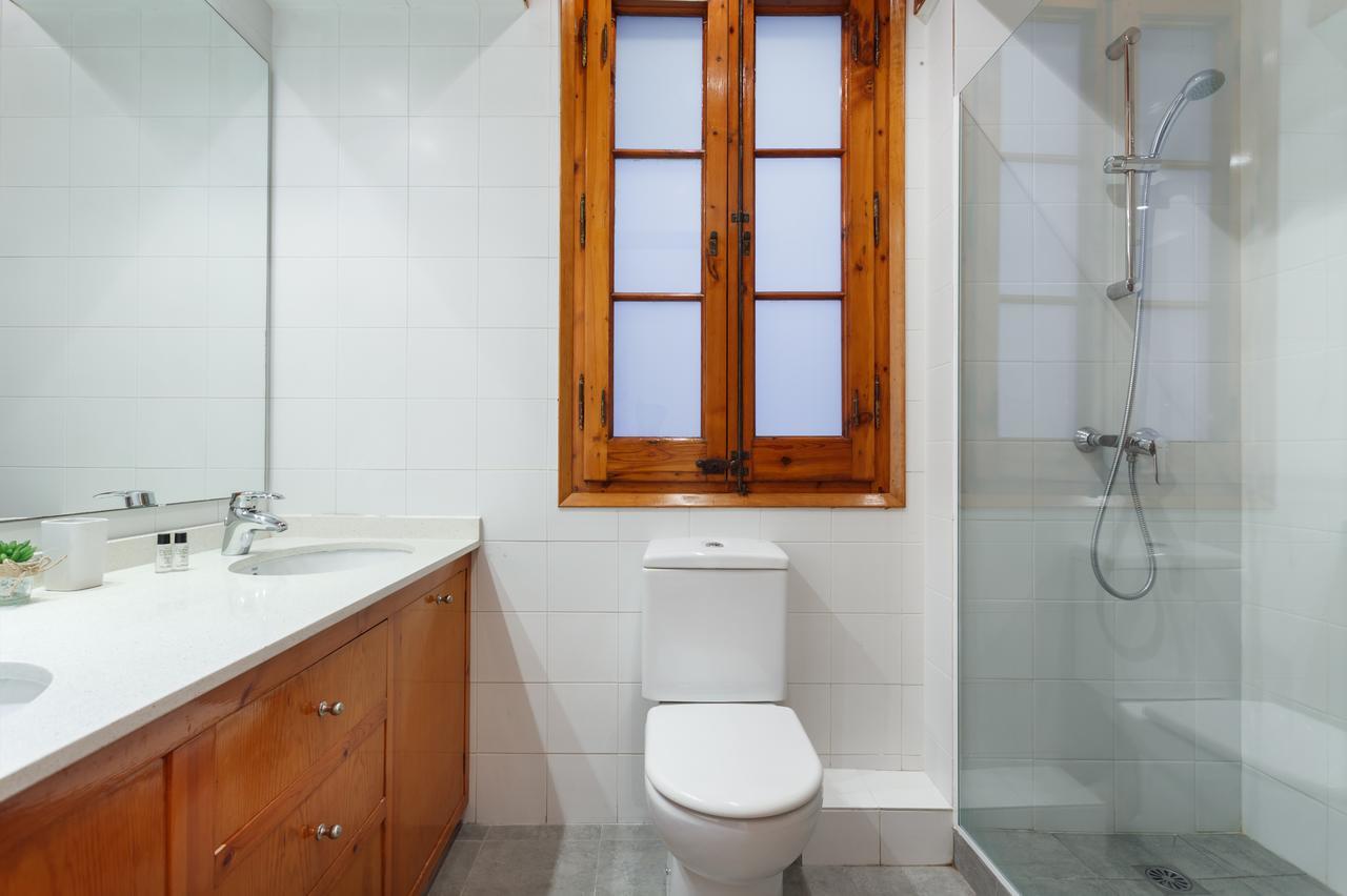 Flateli Aribau Apartman Barcelona Kültér fotó