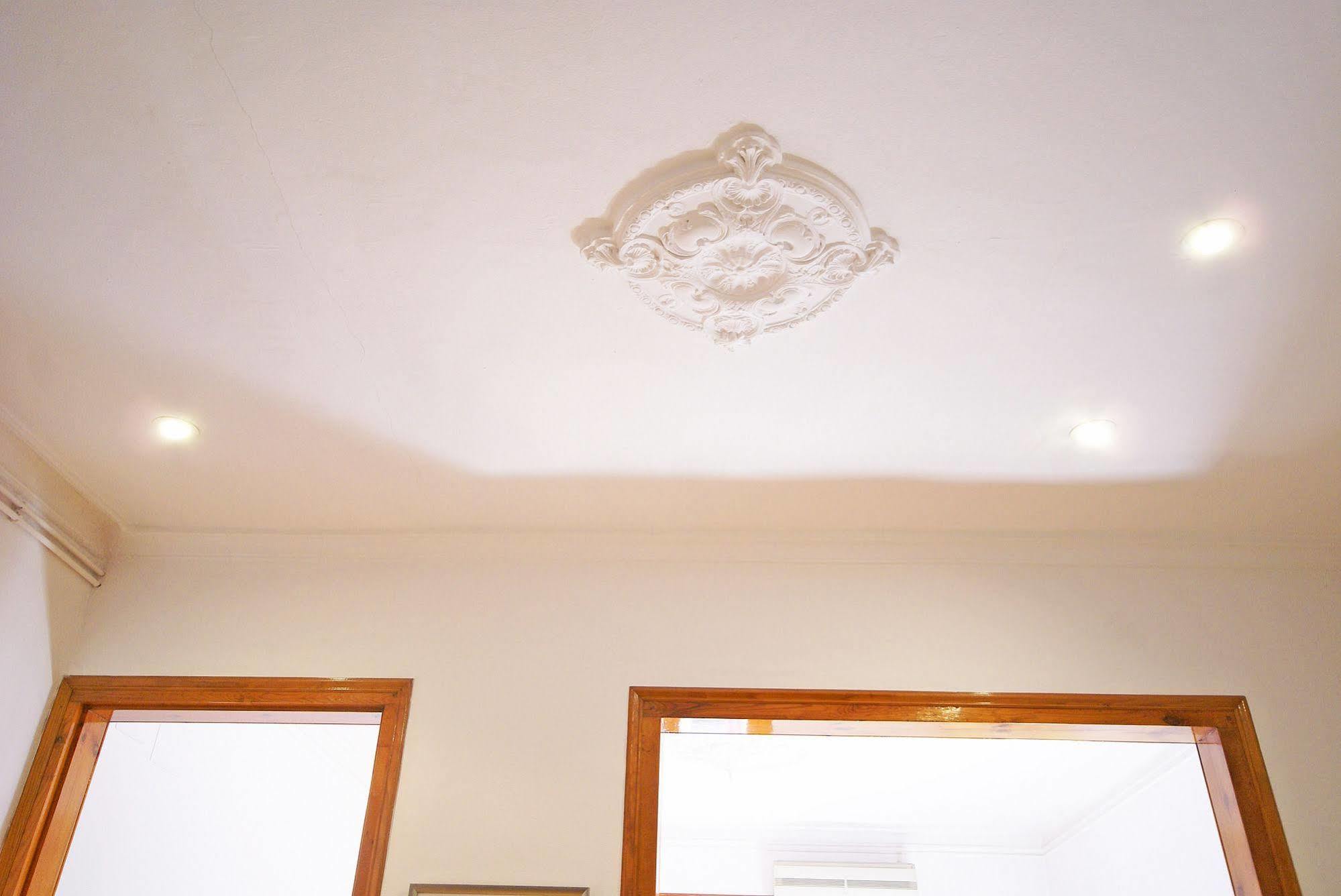 Flateli Aribau Apartman Barcelona Kültér fotó